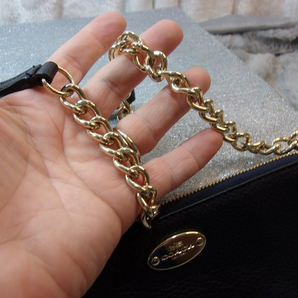 E-48 COACH PEBBLED LEATHER QUINN CROSSBODY IN NAVY - Picture 10 of 13